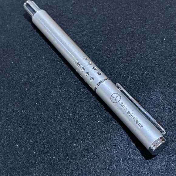 Mercedes-Benz Silver Luxury Pen - Picture 1 of 3